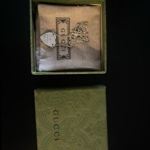 Gucci trademark heart pendant necklace